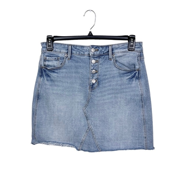 Old Navy Blue Light Wash Denim Raw Hem Button Front Mini Jean Skirt Size 8 - Picture 1 of 6